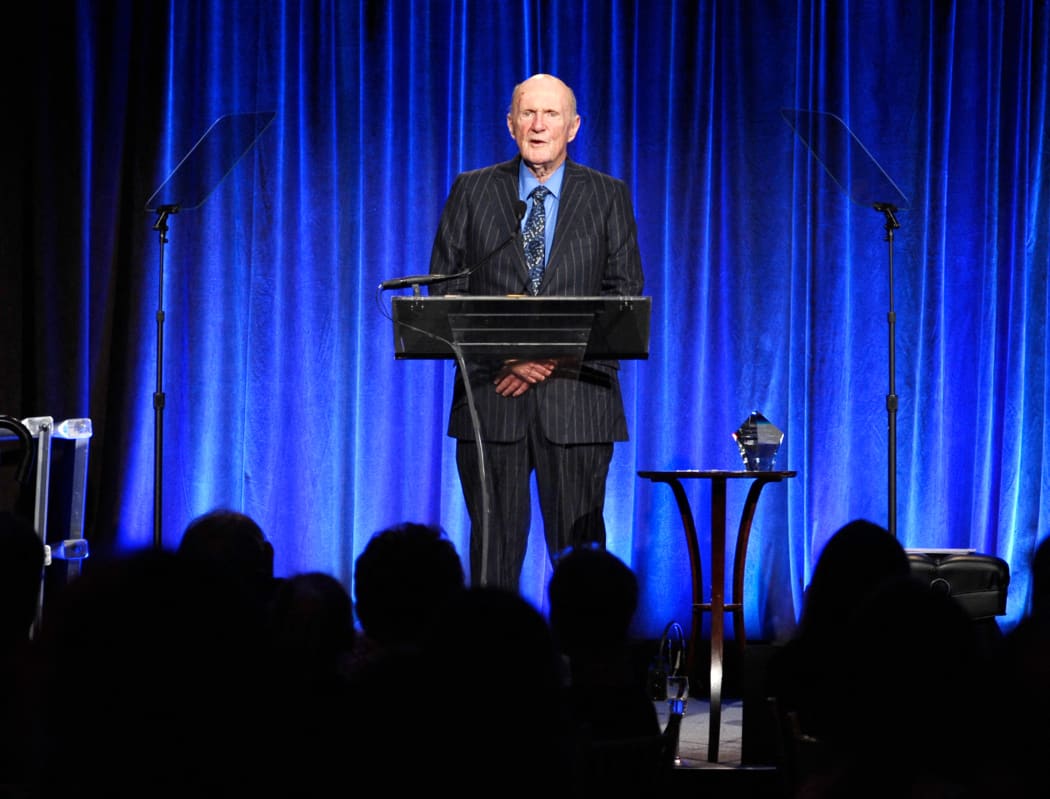 Billionaire hedge fund manager Julian Robertson dies at 90