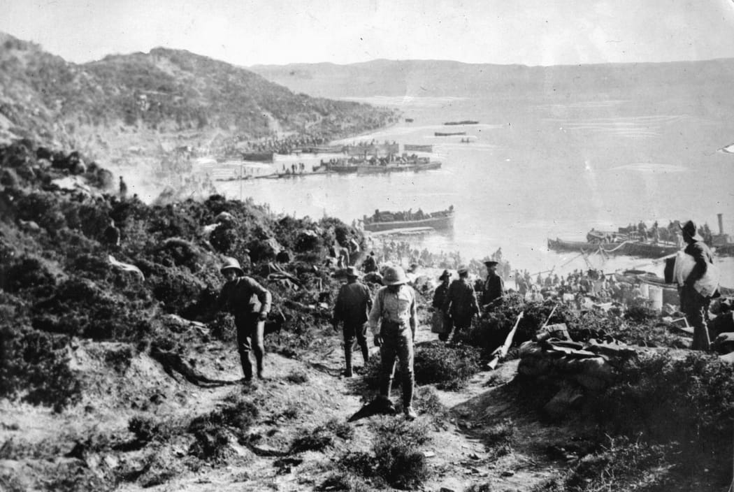 New Zealand and Australian soldiers landing at Anzac Cove