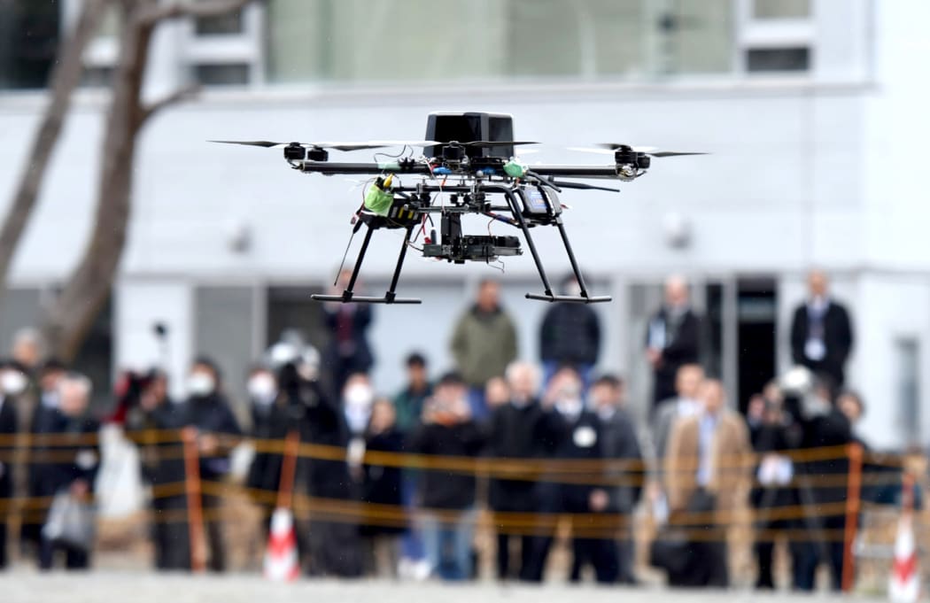 These drones, developed by a venture company set up by Chiba University, will be mass-produced about 4000 per year in two years in Minami-Soma, Fukushima Prefecture.