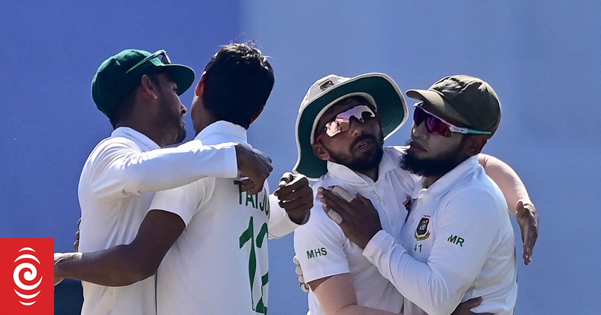Black Caps out to prevent historic loss - Vimarsana News