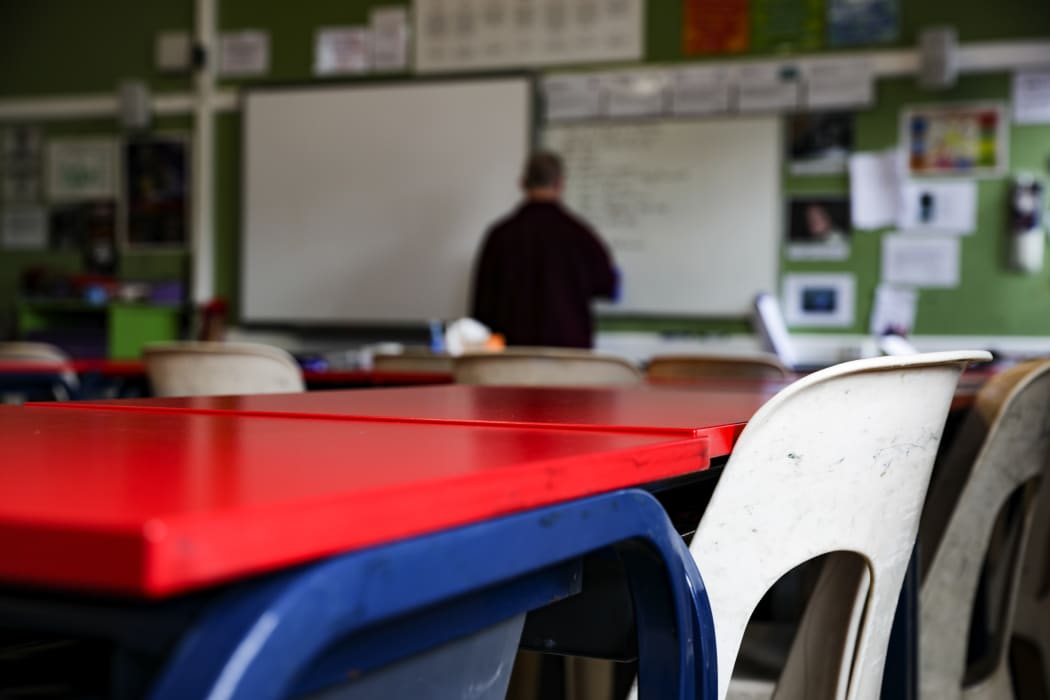 Schools told to consider refusing enrolment of violent children by  Principals' Federation | RNZ News