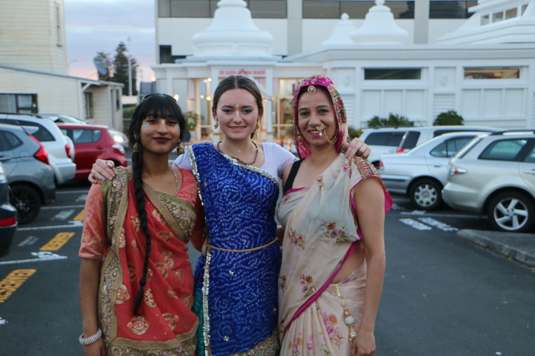 People dress up for Navratri at Auckland's Mahatma Gandhi Centre.
