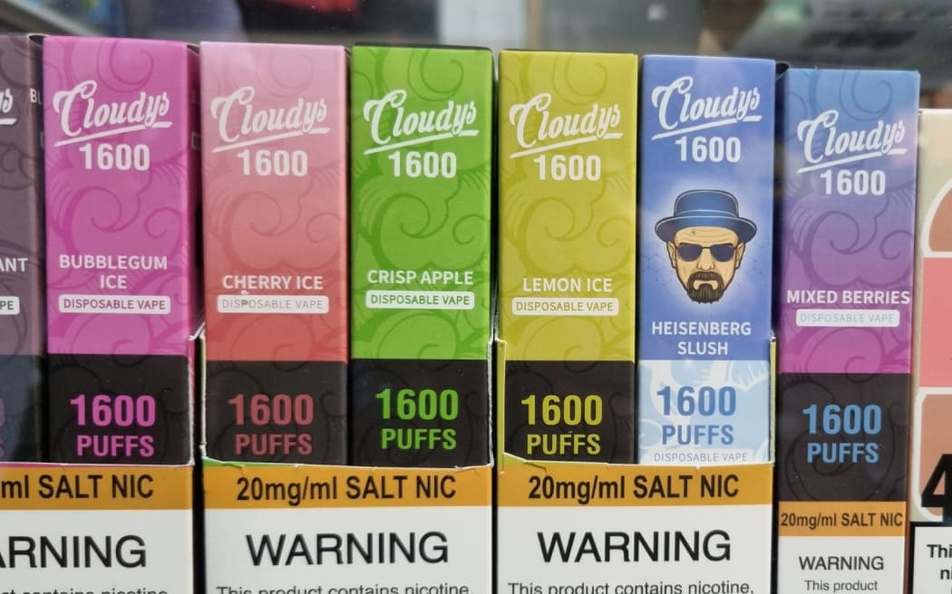 New vape regulations may create black market, retailer claims | RNZ News