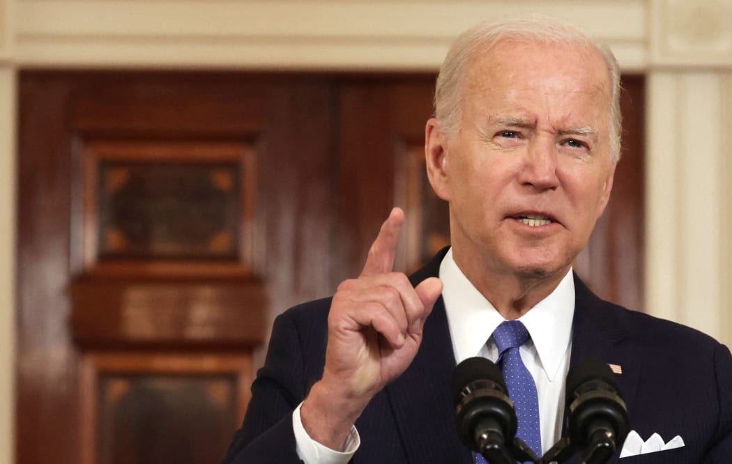 El presidente de los Estados Unidos, Joe Biden, da positivo por Covid-19, tiene síntomas leves