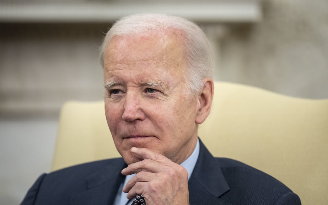 WASHINGTON, DC - MAY 22: U.S. President Joe Biden meets with House Speaker Kevin McCarthy (R-CA) in the Oval Office of the White House on May 22, 2023 in Washington, DC. Biden and McCarthy were meeting to discuss raising the debt limit in an effort to avoid a default by the federal government.   Drew Angerer/Getty Images/AFP (Photo by Drew Angerer / GETTY IMAGES NORTH AMERICA / Getty Images via AFP)