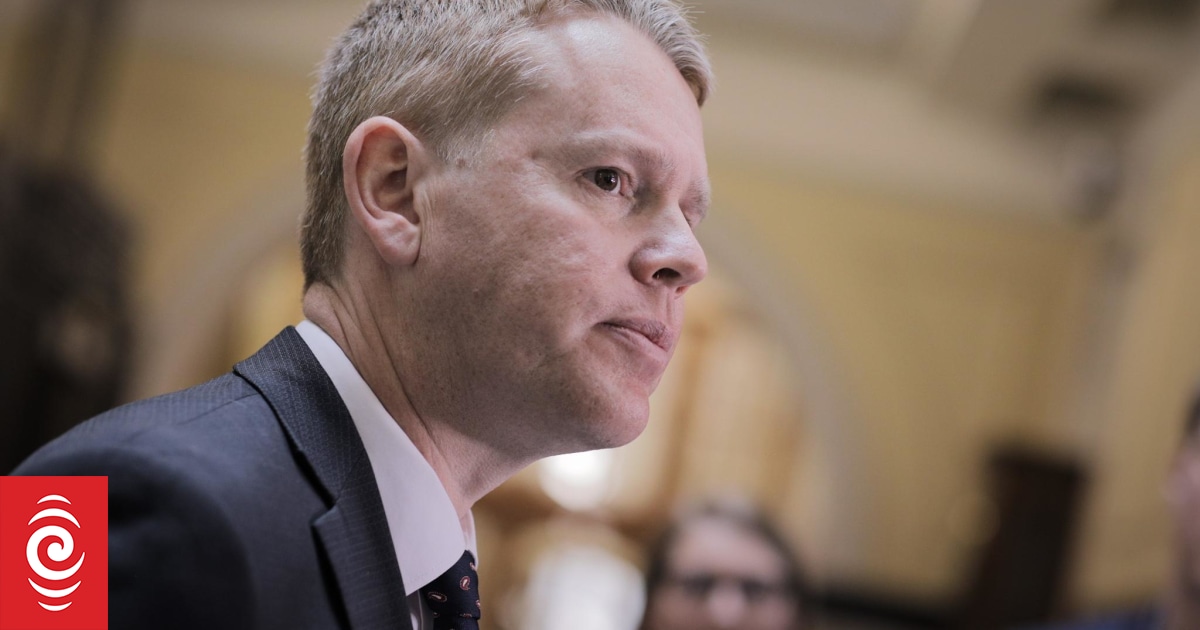Chris Hipkins ordered to apologise for breach of Official Information Act - Vimarsana News