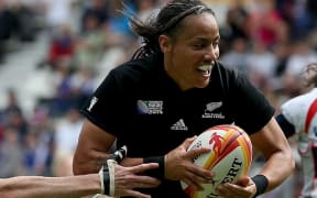 Women's Rugby World Cup 5th-6th Place Play-Off, Stade Jean Bouin, Paris, France 17/8/2014.USA vs New Zealand.New Zealand's Honey Hireme runs in for a try
