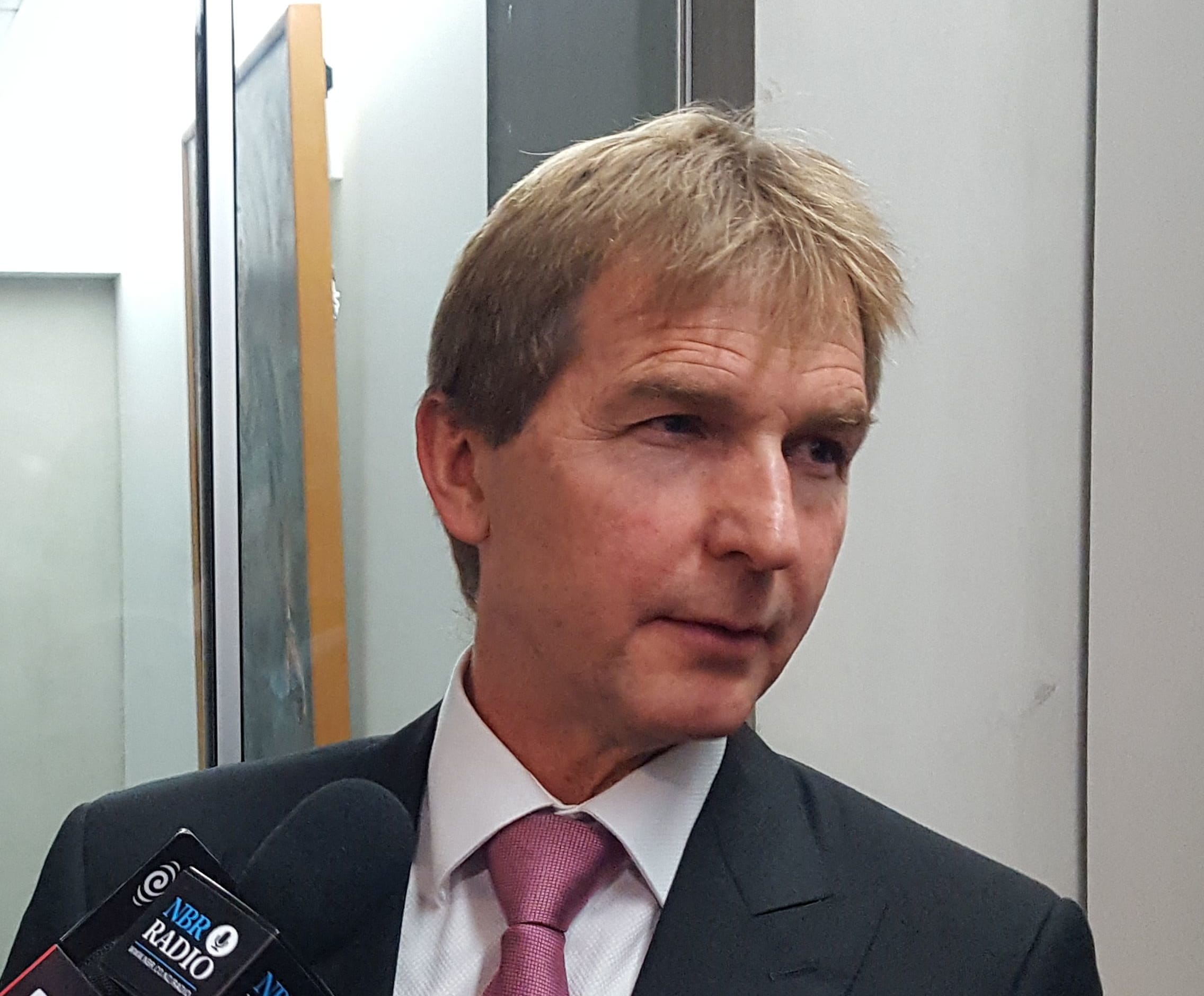 Andrew Kibblewhite speaking to reporters at Parliament today.