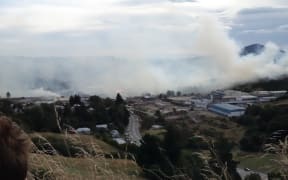 The fire quickly spread across an area of 20-25 hectares.