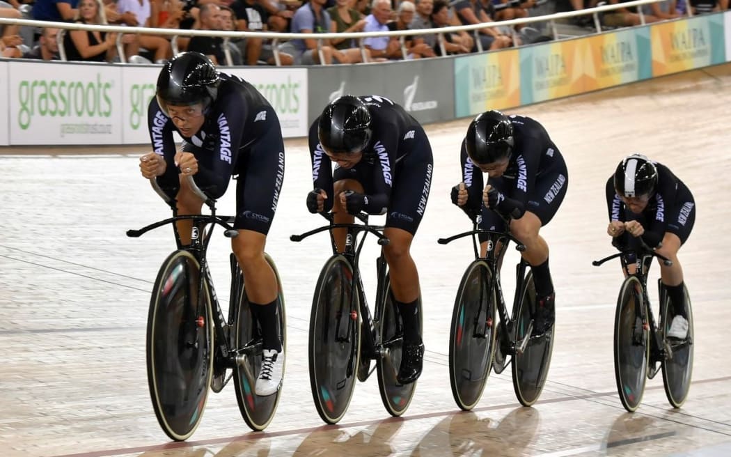 New Zealand women's team pursuit competing in the gold medal race