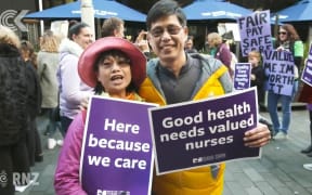 Thousands of nurses march during first strike in 30 years