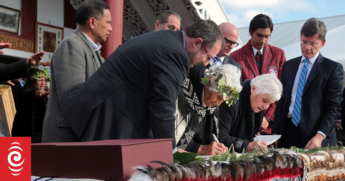 Whanganui iwi celebrate settlement RNZ News