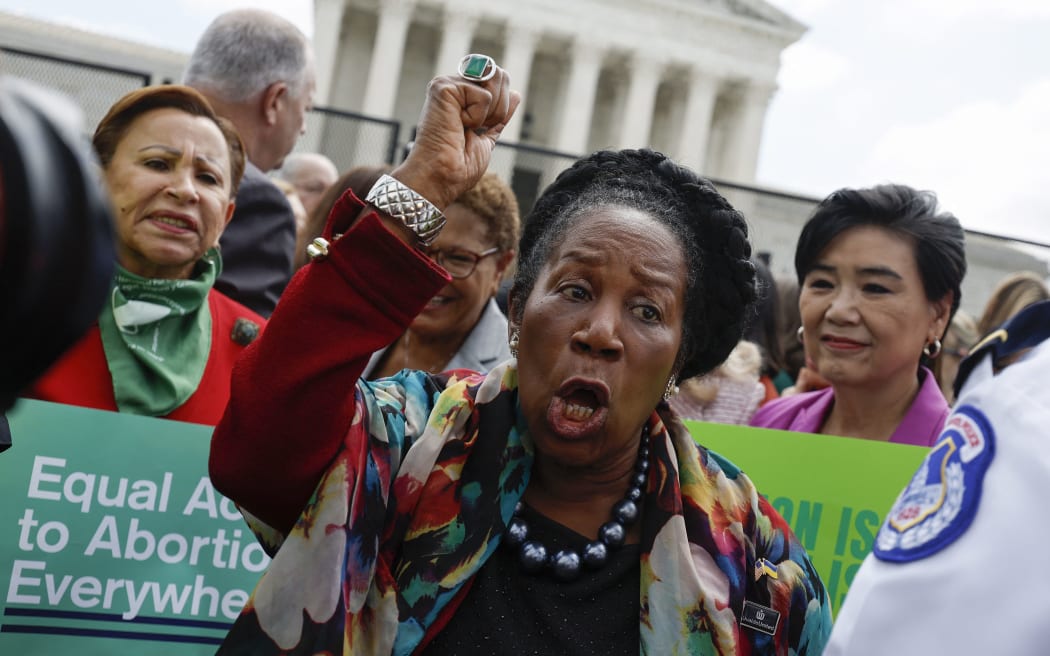 WASHINGTON, DC - JUNE 24: Rep. Sheila Jackson Lee (D-TX) speaks to Abortion-rights activists after the announcement to the Dobbs v Jackson Women's Health Organization ruling in front of the U.S. Supreme Court on June 24, 2022 in Washington, DC. The Court's decision in Dobbs v Jackson Women's Health overturns the landmark 50-year-old Roe v Wade case and erases a federal right to an abortion.   Anna Moneymaker/Getty Images/AFP (Photo by Anna Moneymaker / GETTY IMAGES NORTH AMERICA / Getty Images via AFP)
