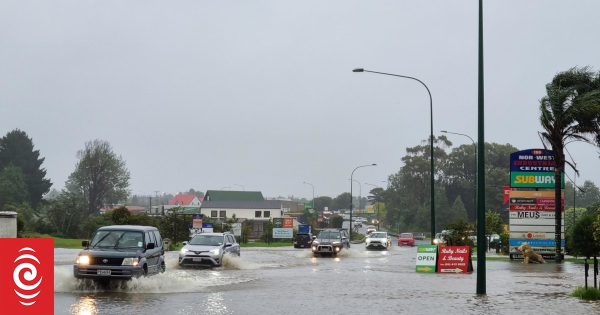 Cyclone Gabrielle Live Updates 30 Wind And Rain Warnings In Auckland