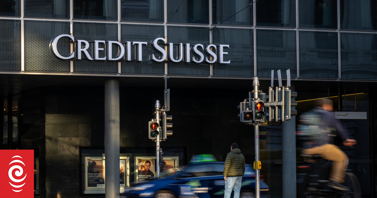 Die Aktien der Credit Suisse stürzen ab, da die Angst vor den Banken wächst