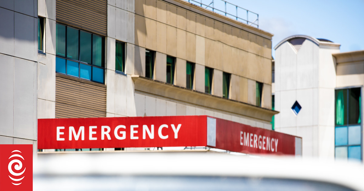 Children among seven hurt in Bay of Plenty fatal crash
