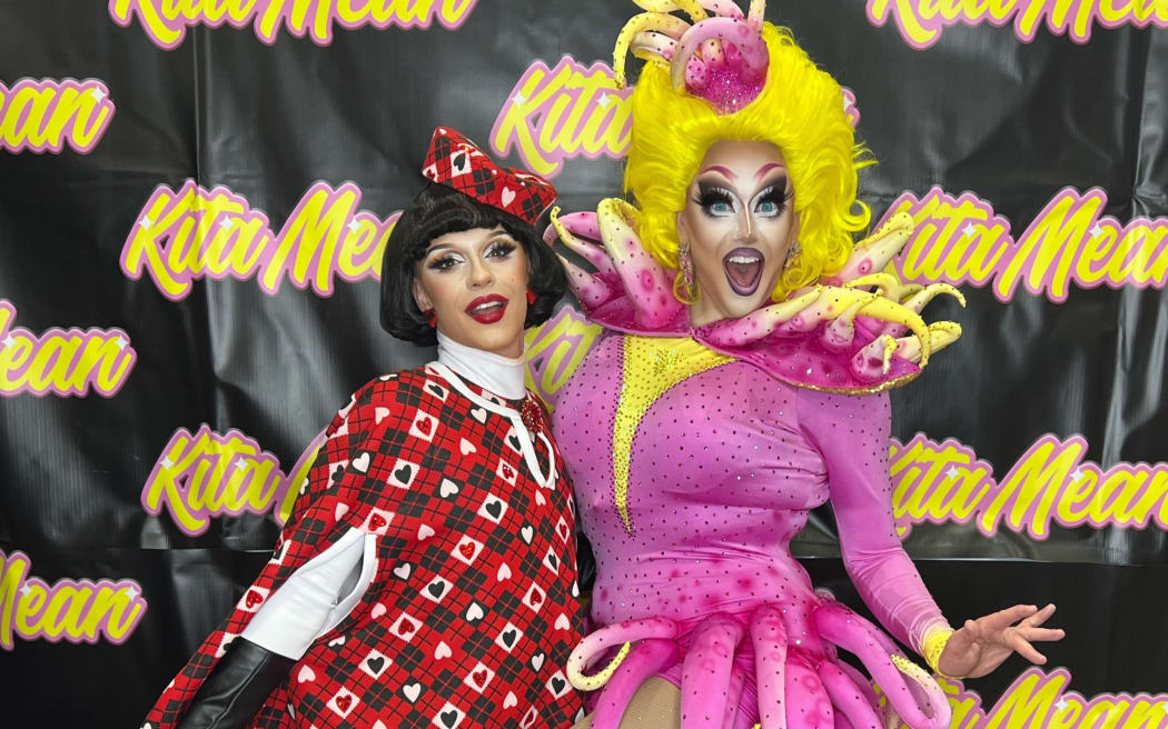 Kiwi queens shine at RuPaul's Drag Con RNZ